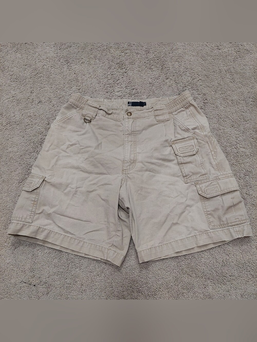 5.11 Tactical Series Cargo Shorts Style# 73285 size 34 Light Beige 100% cotton